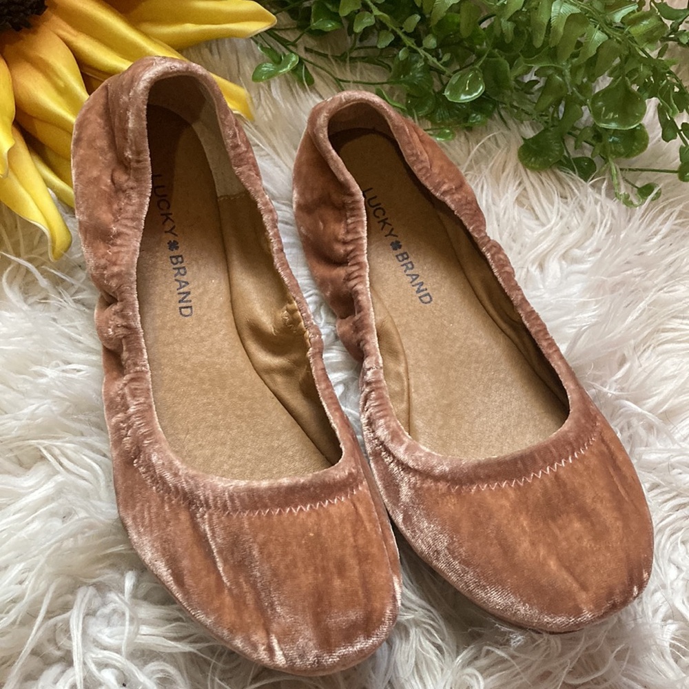 Lucky Brand Velvet Ballet Flats in Dusty Rose - Picture 2 of 4